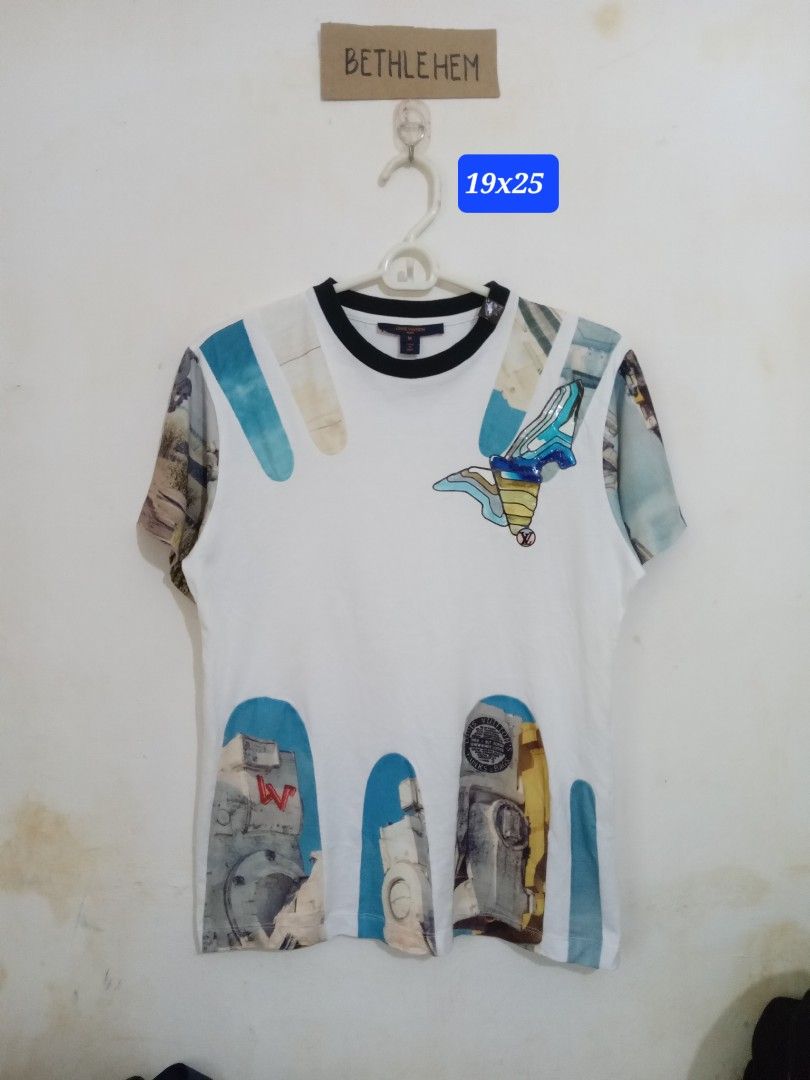 Louis vuitton ss19 runway tee (Category: Shirts) located in Akbar. Submitted by bethlehema07352 (Listing ID 1471057524, Image 1). Description: .