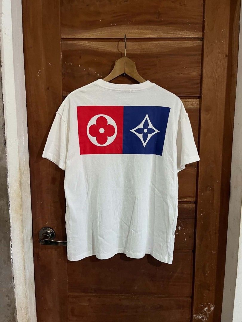 LOUIS VUITTON TEE (Category: Formal Shirts) located in Tagum. Submitted by danelle_closet1106 (Listing ID 1470962929, Image 2). Description: EXCELLENT TO NEW NO ISSUE SIZE:MEDIUM.