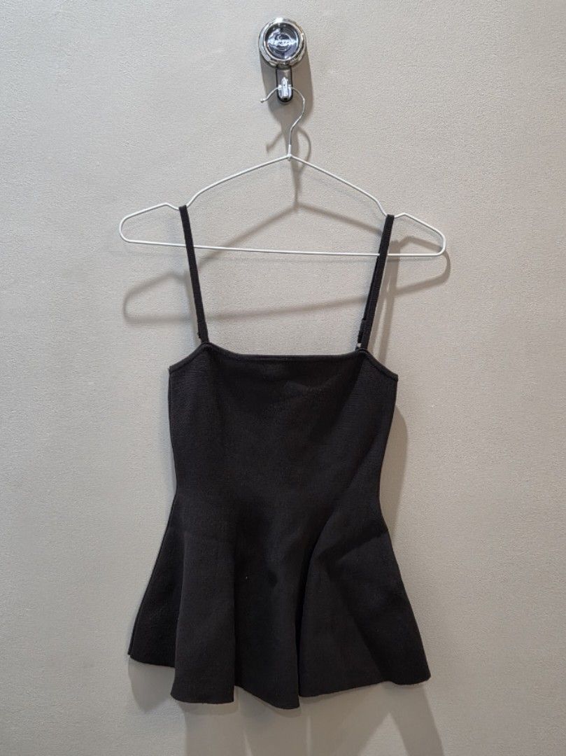 Lovet Brown Flare Top (Category: Sleeveless) located in Manila. Submitted by macy_clee (Listing ID 1471040611, Image 1). Description: .