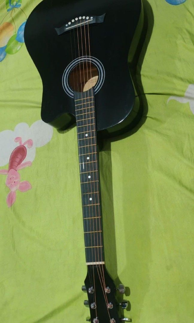Low Action Acoustic Guitar (Category: Musical Instruments) located in Valenzuela. Submitted by justgorjas (Listing ID 1470967739, Image 2). Description: Makinis pa po!!! Low Action may trusrod Loc: Malanday Valenzuela City check sf thru lalamove muna po before messaging me.