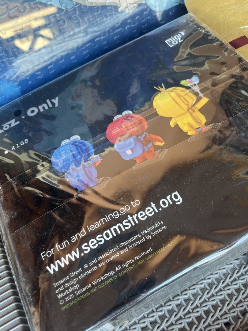 Loz Mini Sesame Street Building blocks (Category: Other Merchandise) located in Manila. Submitted by macks_toys (Listing ID 1471082745, Image 3). Description: 📌You may send DM for your inquiries. ✨KINDLY CHECK EACH DETAILS✨ 🔳 From Japan/UK Surplus items 🔳 Sealed and new but box is damage 🔳 Manage your expectations since it’s preloved and from Surplus Items 🔳 WYSIWYG ✨ Thank you! ✨.