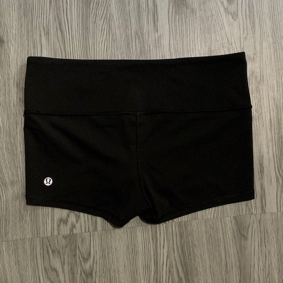 Lululemon Boogie Short *Lux (Category: Activewear) located in Los Banos. Submitted by darlingg01 (Listing ID 1471030962, Image 3). Description: Dot 6.