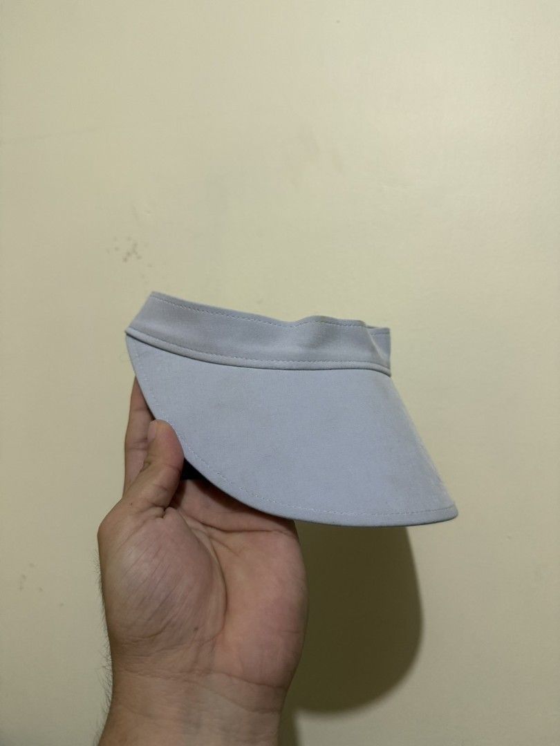 LULULEMON PICKLEBALL SUN VISOR CAP (Category: Caps & Hats) located in Manila. Submitted by lunaras_declutter (Listing ID 1471112418, Image 2). Description: GOOD AS NEW NEEDS CLEANING BECAUSE IT WAS STORED ON A SHELF NO FLAWS!.