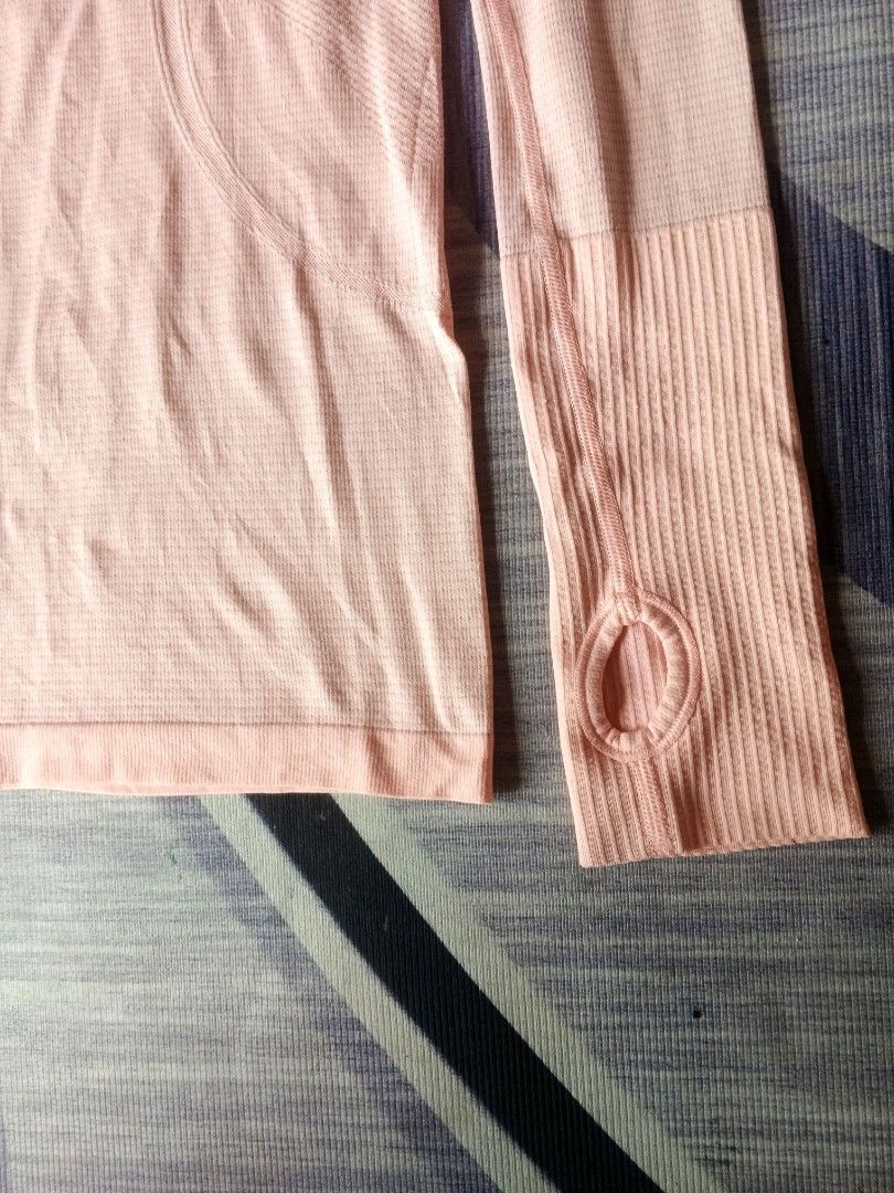 Lululemon Run: Swiftly Tech Long Sleeve (Category: Longsleeves) located in Manila. Submitted by icamalicdem29 (Listing ID 1470953636, Image 3). Description: Lululemon Run: Swiftly Tech Long Sleeve.