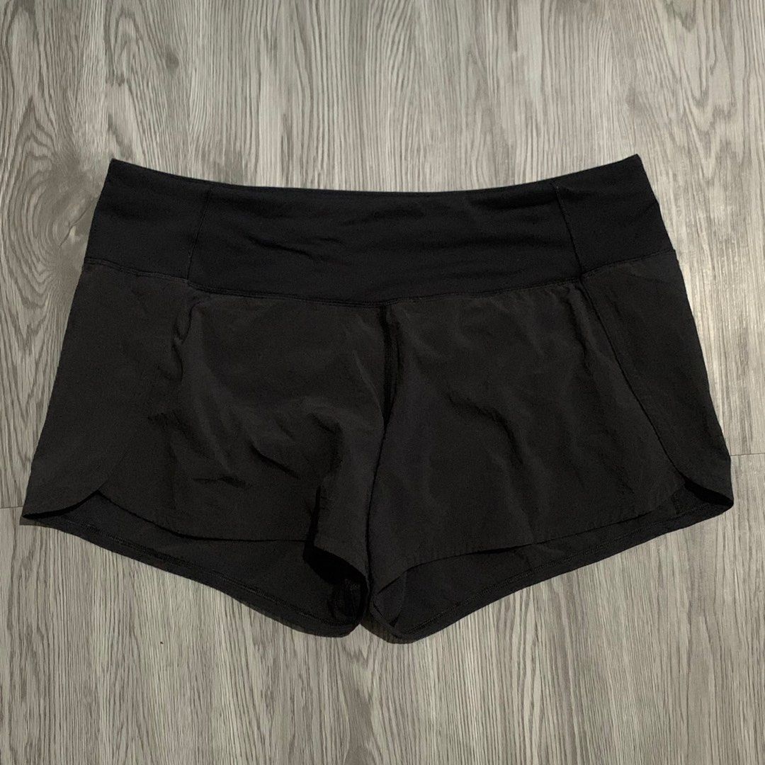 Lululemon Run Times Short II *4” (Category: Activewear) located in Los Banos. Submitted by darlingg01 (Listing ID 1471031223, Image 3). Description: Dot 8.