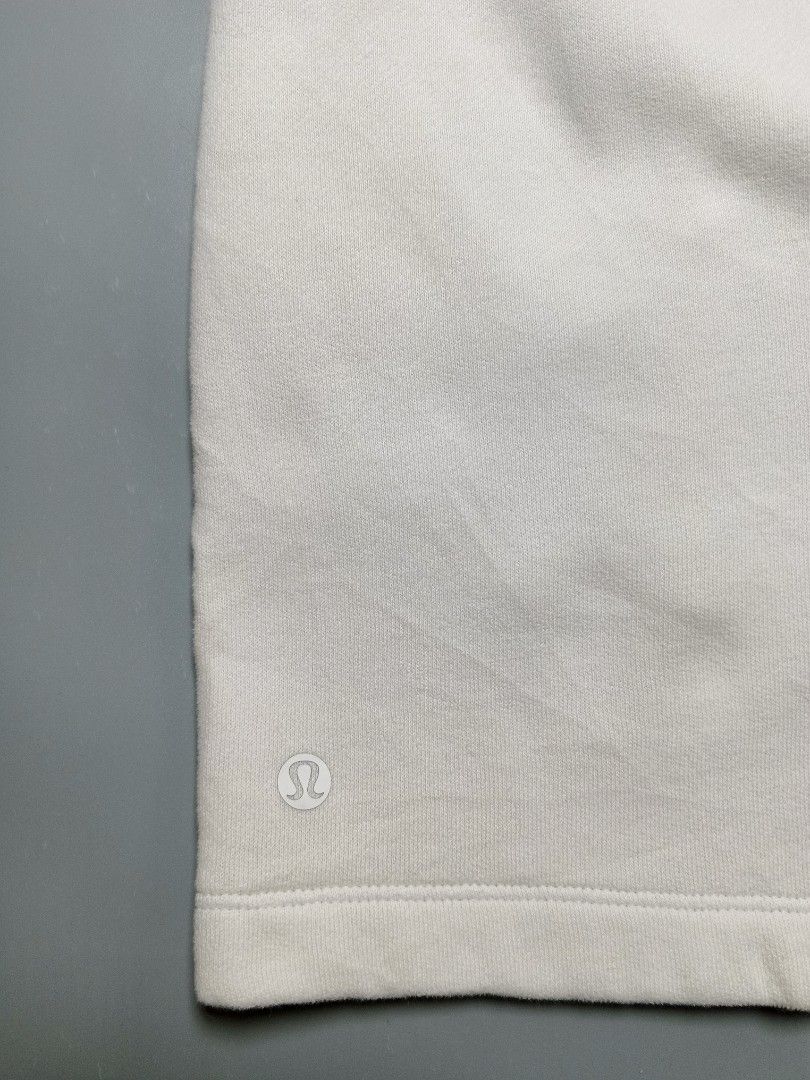 Lululemon Steady State Short (Category: Shorts) located in Ragay. Submitted by ssergebenedict5505 (Listing ID 1471054585, Image 3). Description: Lululemon short ‎26-28X15 no issue.