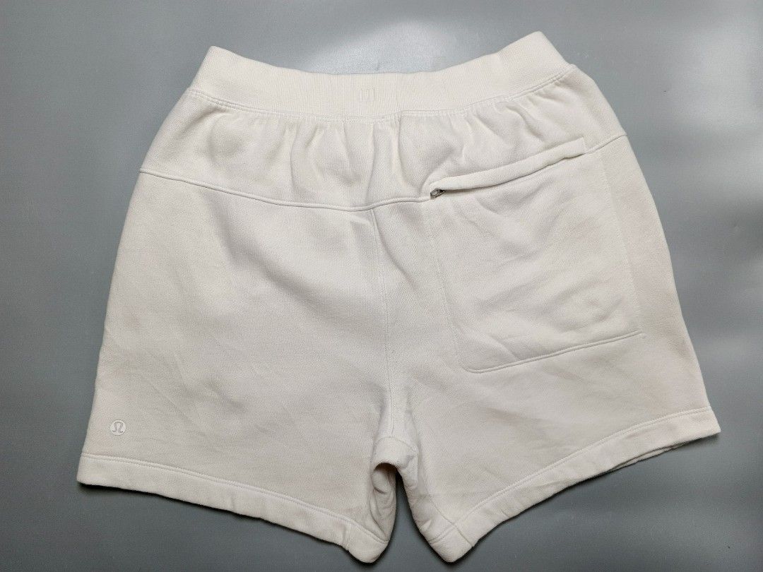 Lululemon Steady State Short (Category: Shorts) located in Ragay. Submitted by ssergebenedict5505 (Listing ID 1471054585, Image 2). Description: Lululemon short ‎26-28X15 no issue.