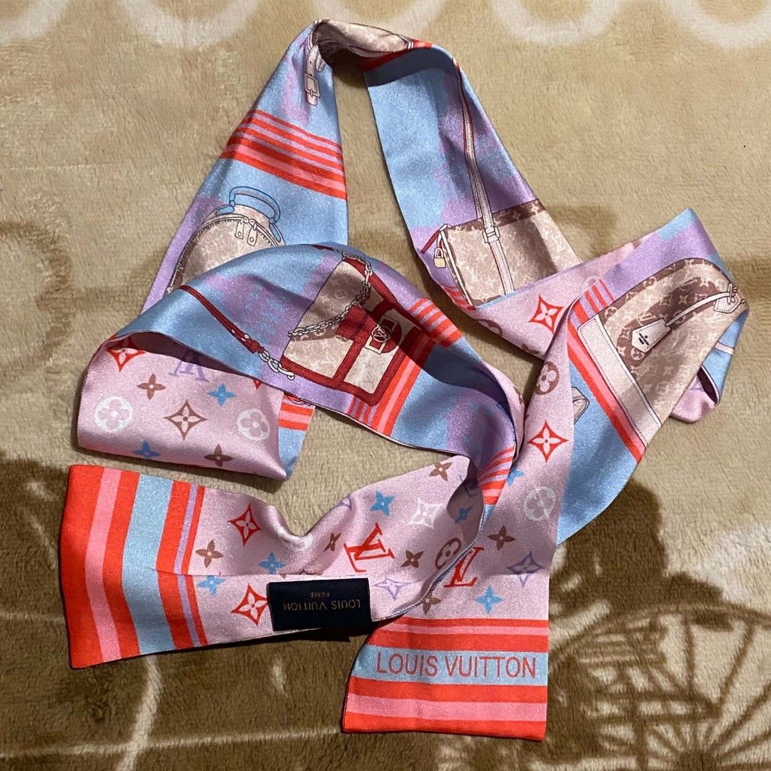 Luxury's Twilly (Category: Luxury Apparel) located in Manila. Submitted by bidgeyow20688 (Listing ID 1471094393, Image 2). Description: excellent condition lahat no issue lahat 1k each para sa bag nyo or pantali sa buhok.