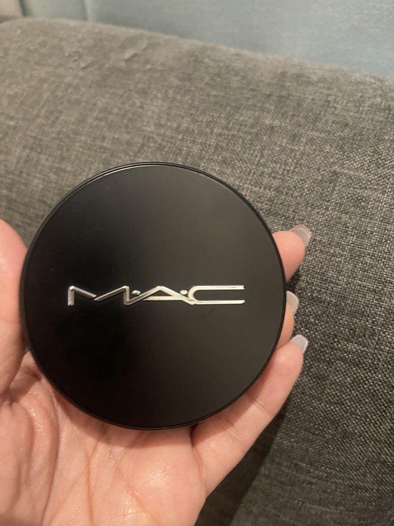 MAC Studio Fix Powder Plus Foundation NC13 (Category: Makeup) located in Paranaque City. Submitted by claire.bam (Listing ID 1471116659, Image 3). Description: MAC Studio Fix Powder Plus Foundation in shade NC13. 12g size, 0.42 oz. Includes the original black compact with mirror and outer cardboard box. Unused item, powder surface is completely smooth and untouched. Great everyday face powder with a matte finish and oil control formula..