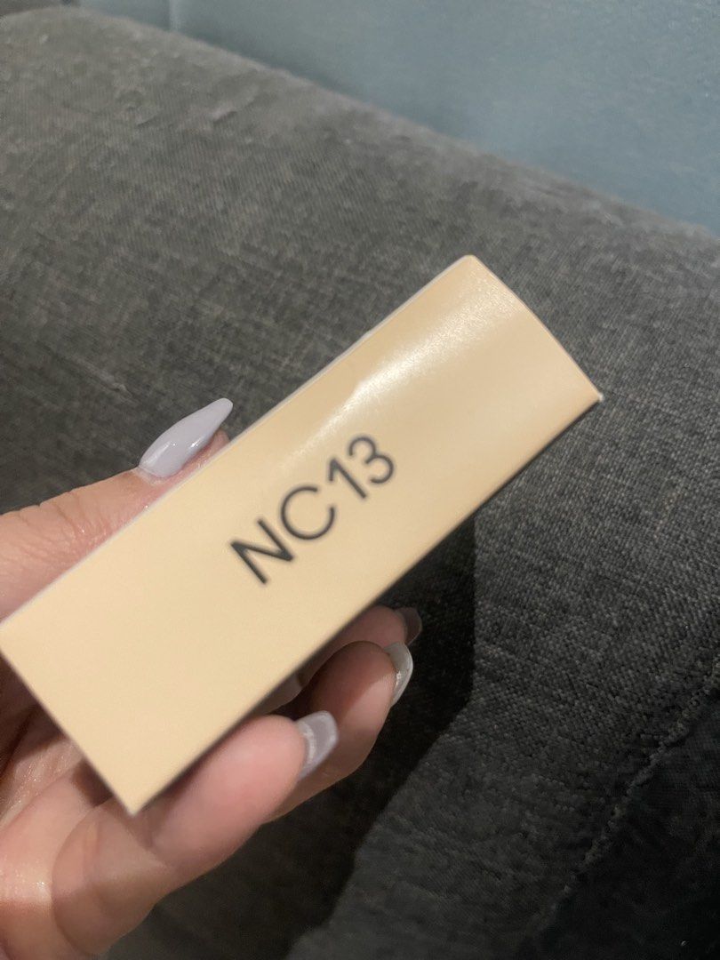 MAC Studio Fix Powder Plus Foundation NC13 (Category: Makeup) located in Paranaque City. Submitted by claire.bam (Listing ID 1471116659, Image 2). Description: MAC Studio Fix Powder Plus Foundation in shade NC13. 12g size, 0.42 oz. Includes the original black compact with mirror and outer cardboard box. Unused item, powder surface is completely smooth and untouched. Great everyday face powder with a matte finish and oil control formula..