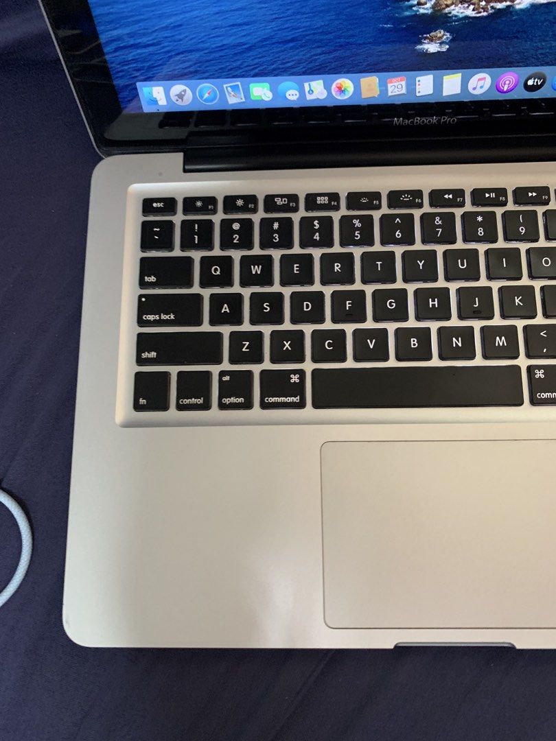 macbook pro i5 2012 10gb (Category: Laptops & Notebooks) located in Manila. Submitted by hometechieonlineshop (Listing ID 1470961009, Image 3). Description: macbook pro i5 2012 10gb ram 256gb ssd 13inch battery normal with charger only .