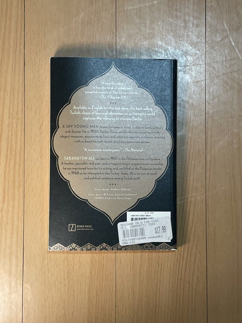 Madonna in a Fur Coat (Category: Storybooks) located in Calamba. Submitted by pearlsanddaisies (Listing ID 1471070799, Image 2). Description: - bought in the US for $17.99 - no annotations - minimal dents More photos can be sent upon inquiry!💗.