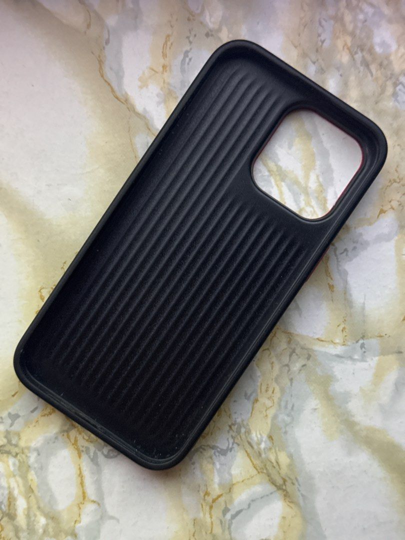 Magsafe case Iphone 15 pro max (Category: Cases & Sleeves) located in Quezon City. Submitted by JDC_Onlineshop (Listing ID 1471090060, Image 2). Description: magsafe case for Iphone 15 pro max.