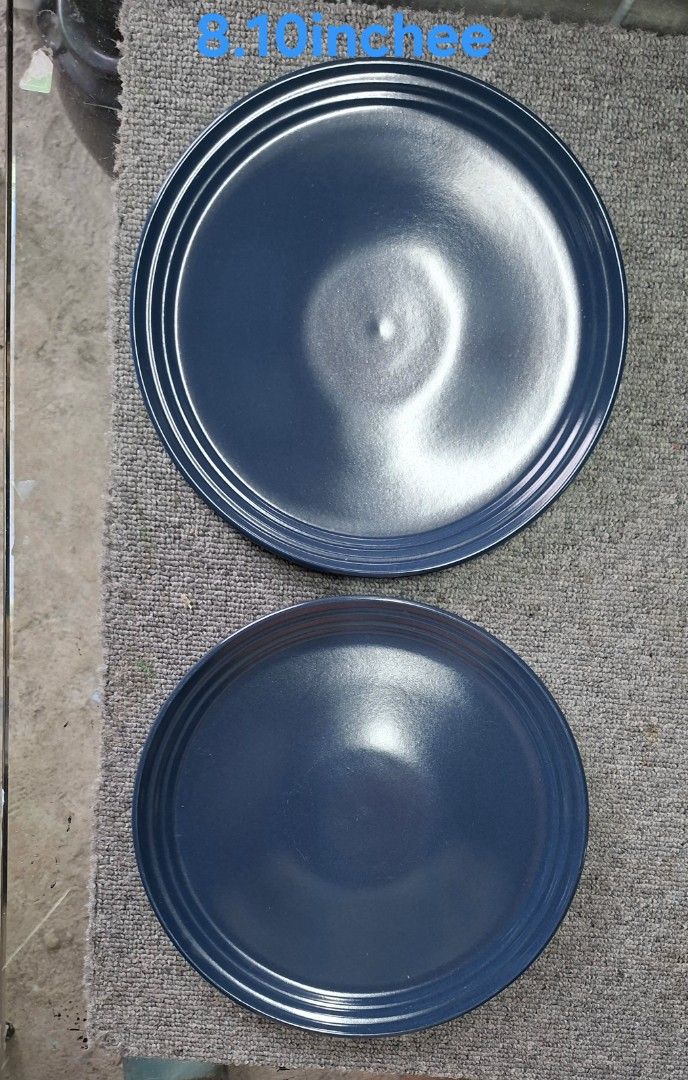 Mainstays chaira round stoneware dinner plate (Category: Other Kitchenware & Tableware) located in Quezon City. Submitted by sabadojuliet25680 (Listing ID 1470978357, Image 1). Description: navy blue dinner plate all good no chips 2pcs available.