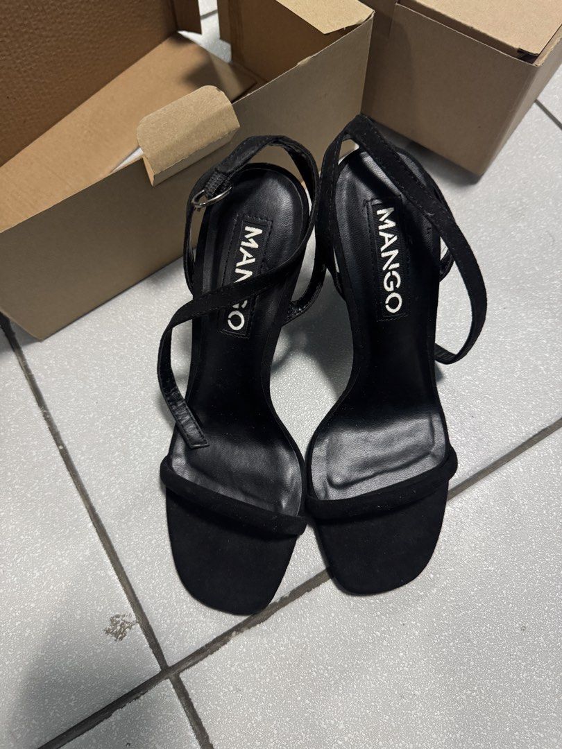 Mango Black Herls (Category: Heels) located in Pasig City. Submitted by closet_declut95 (Listing ID 1471006813, Image 1). Description: Used once Comes with box .
