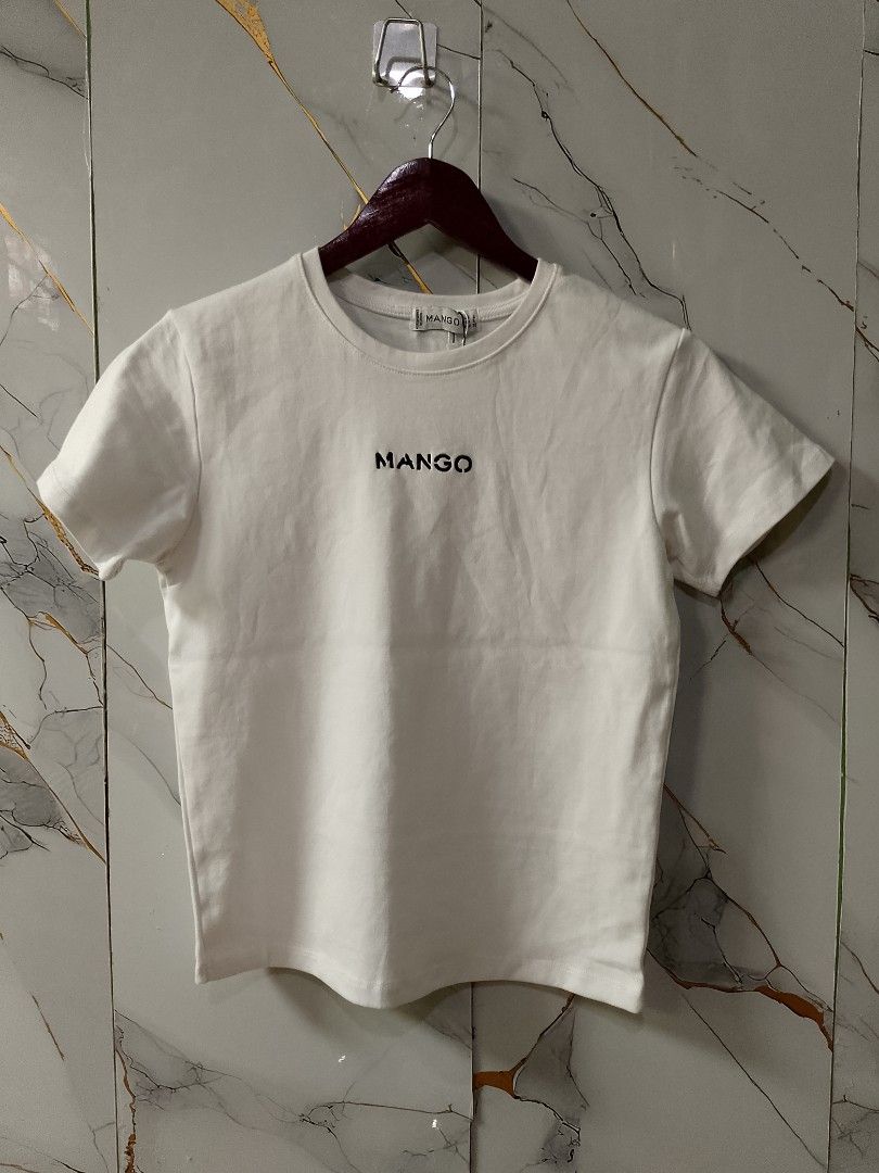 Mango Tee (Category: Shirts) located in Rodriguez. Submitted by micscloset___ (Listing ID 1471092928, Image 1). Description: - size: m to l - brand new with tag - no issue.