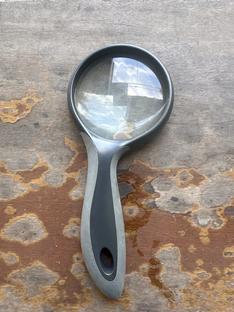 Maped Magnifying Glass (Category: Other Stationery & Craft) located in Manila. Submitted by xenasales (Listing ID 1471001631, Image 2). Description: .