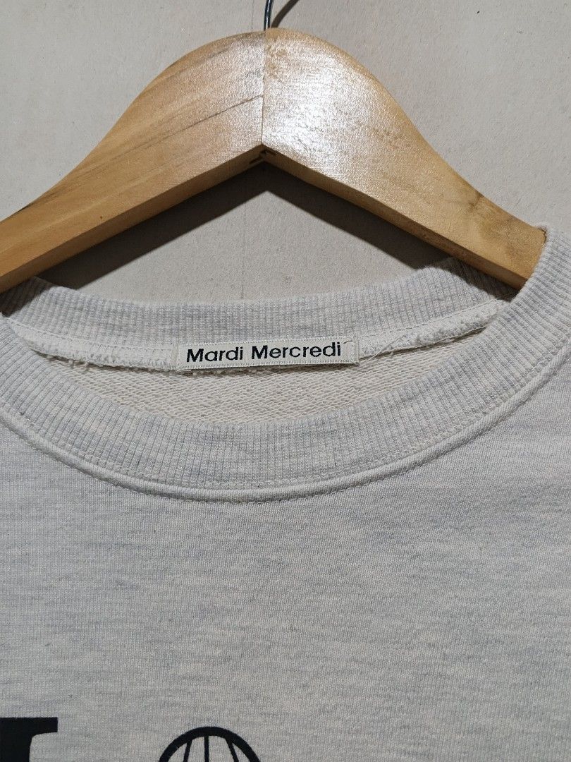 MARDI CREWNECK (Category: Coats, Jackets and Outerwear) located in Panglao. Submitted by john_denver_ (Listing ID 1471075513, Image 2). Description: .