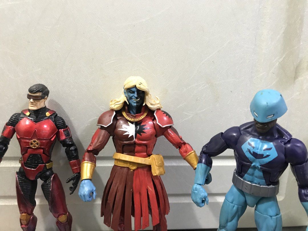 Marvel set (Category: Action & Battle Toys) located in San Mateo. Submitted by quikzee (Listing ID 1471017445, Image 2). Description: Set marvel ₱750.