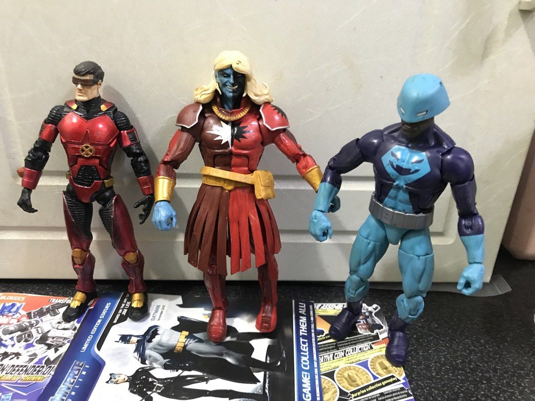 Marvel set (Category: Action & Battle Toys) located in San Mateo. Submitted by quikzee (Listing ID 1471017445, Image 1). Description: Set marvel ₱750.