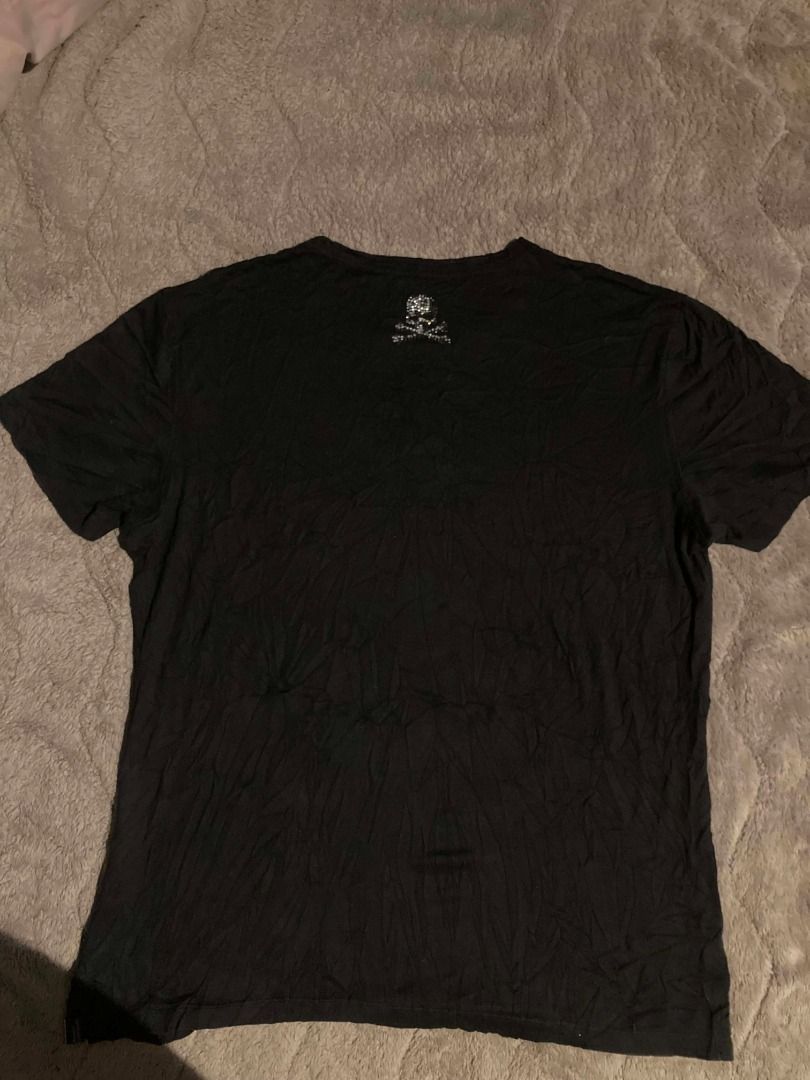 Mastermind Japan Rhinestone Skull Tee (Category: Activewear) located in Bulacan. Submitted by foundnfold (Listing ID 1471000390, Image 2). Description: Mastermind Japan Rhinestone Skull Tee WIDTH: 21 LENGTH: 27 COLOR RATE: 8/10 GOOD CONDITION MISSING SOME RHINESTONES .