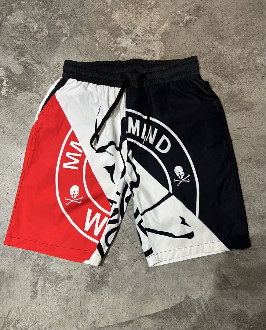 Mastermind World Japan Shorts (Category: Shorts) located in Manila. Submitted by thriftpoint99 (Listing ID 1471051418, Image 3). Description: 28-34x19x10 No tags only Excellent condition.