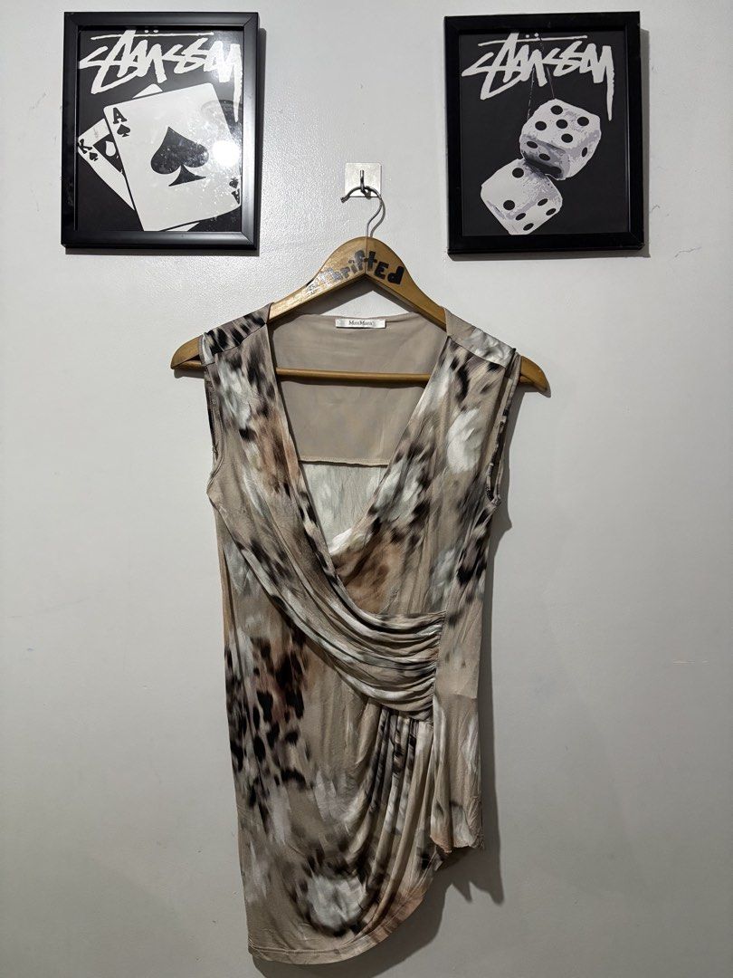 Max Mara Silk Top (Category: Luxury Apparel) located in Makati City. Submitted by ThriftedGoods (Listing ID 1471061314, Image 1). Description: Feel free to ask for more detailed photos In excellent condition No issues Length-30 Width-18.