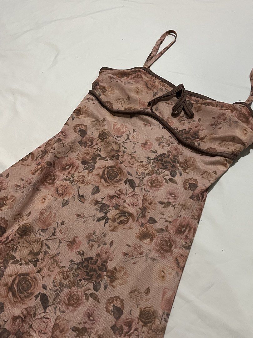 Maxi Dress (Category: Dresses) located in Manila. Submitted by oaxph (Listing ID 1471070849, Image 2). Description: comment “mine” to claim we’ll send you a DM with payment and shipping details .