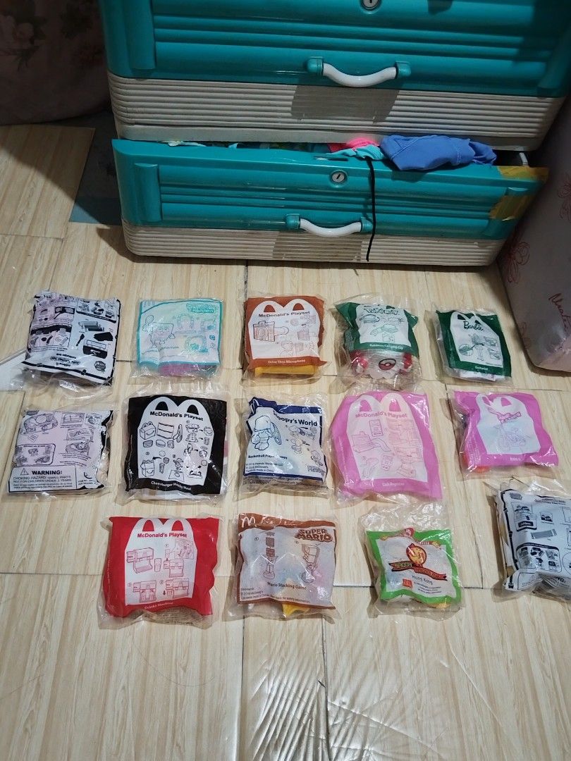 Mcdonald Toys (Category: Action & Battle Toys) located in Manila. Submitted by trixie1996 (Listing ID 1471067100, Image 2). Description: For sale Mcdonald 250 each Jollibee 400 each Mode of Delivery Jnt Grab Lalamove Gogoexpress Pickup are available Location San Juan manila Pm me if you're interested thankyou.