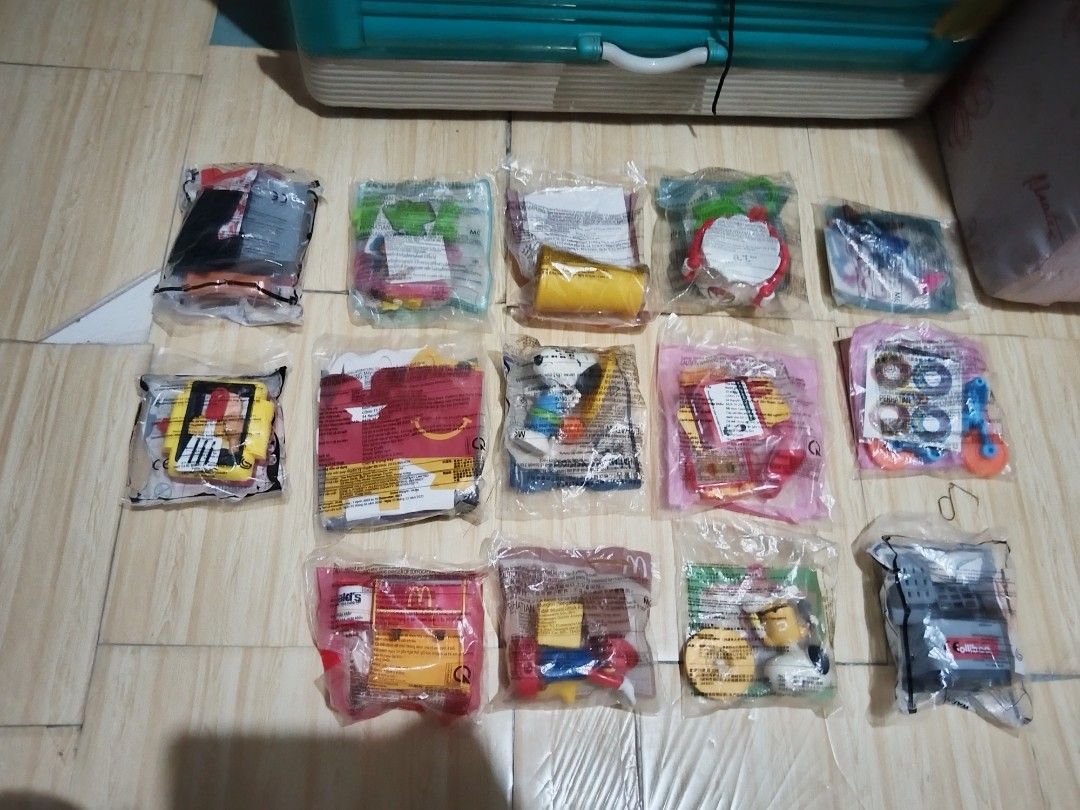 Mcdonald Toys (Category: Action & Battle Toys) located in Manila. Submitted by trixie1996 (Listing ID 1471067100, Image 1). Description: For sale Mcdonald 250 each Jollibee 400 each Mode of Delivery Jnt Grab Lalamove Gogoexpress Pickup are available Location San Juan manila Pm me if you're interested thankyou.