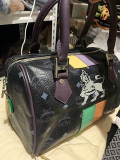 (Category: ) located in . Submitted by thethriftcity2024 (Listing ID 1470981221, Image 1). Description: .