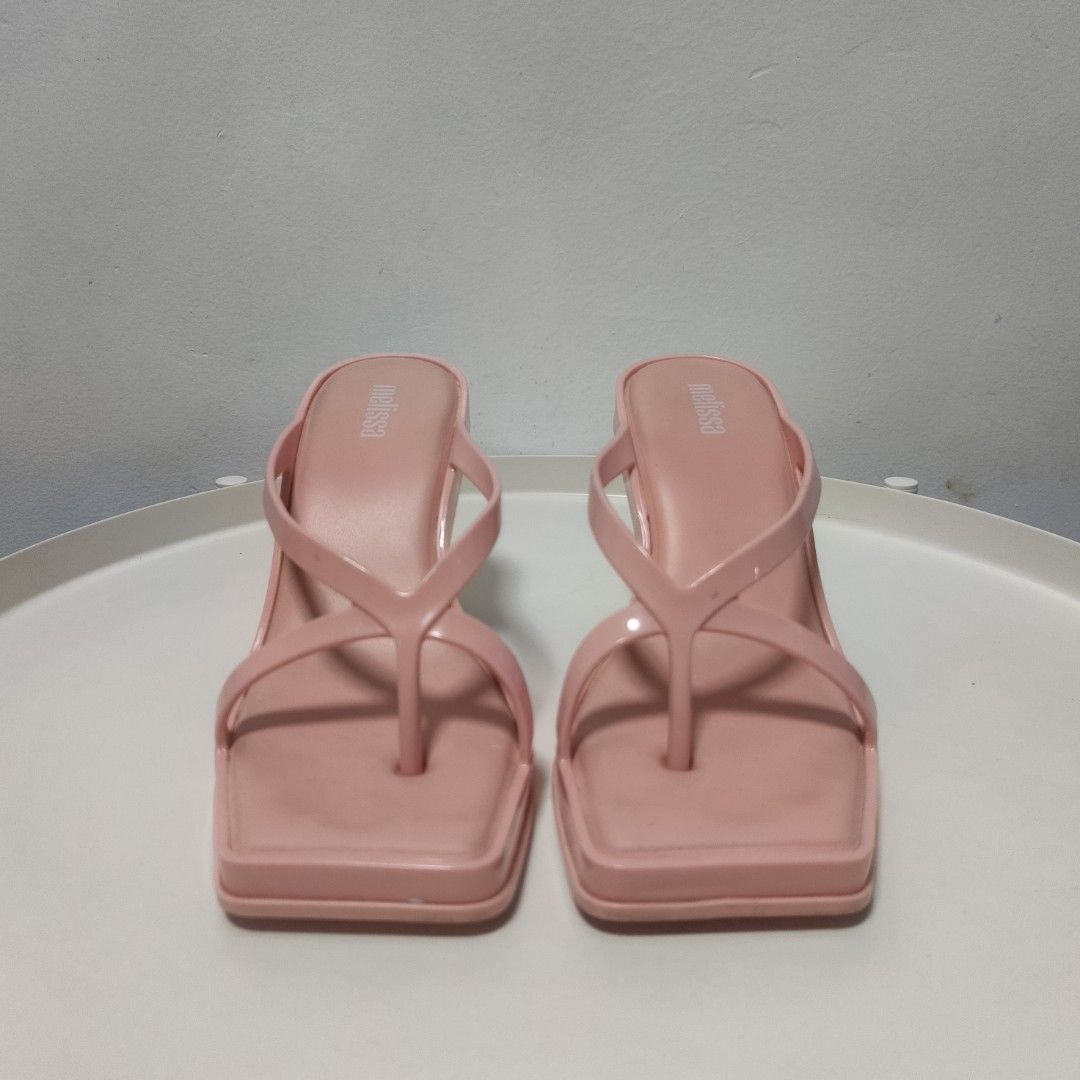 Melissa Pink sandals (Category: Flats & Sandals) located in General Trias. Submitted by tyoc_82706 (Listing ID 1470963860, Image 2). Description: . .