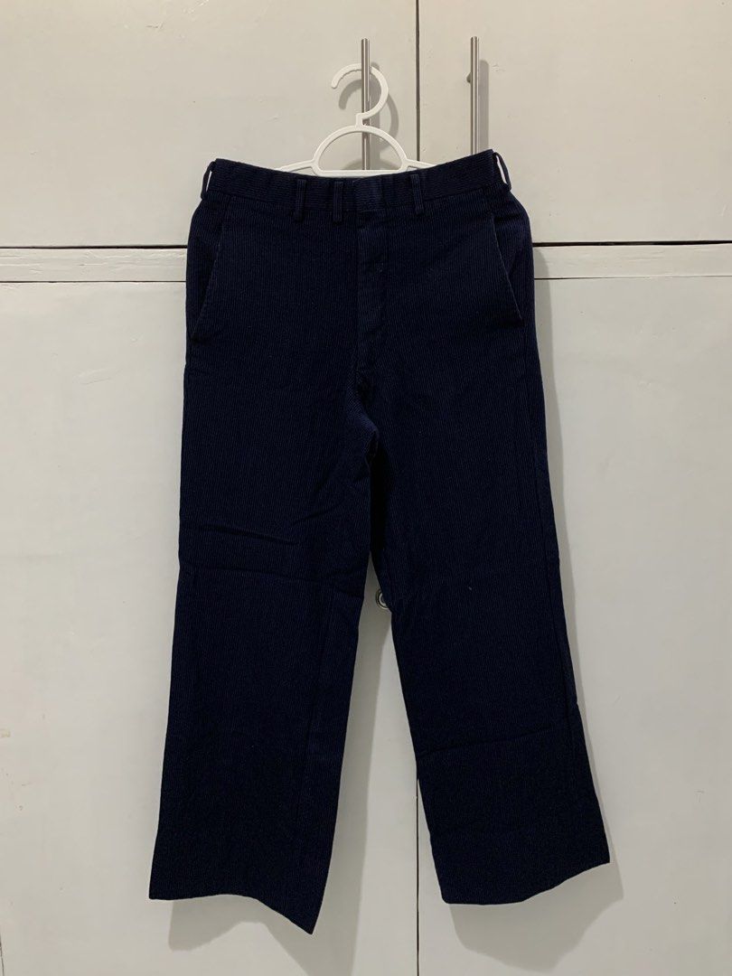 Men’s Fine Worsted Pinstripe Wool Pants (Category: Chinos) located in Manila. Submitted by archivo (Listing ID 1471079407, Image 1). Description: Details: - Size: S - Color rate: 10/10 - Condition: As new - Issue/s: None .