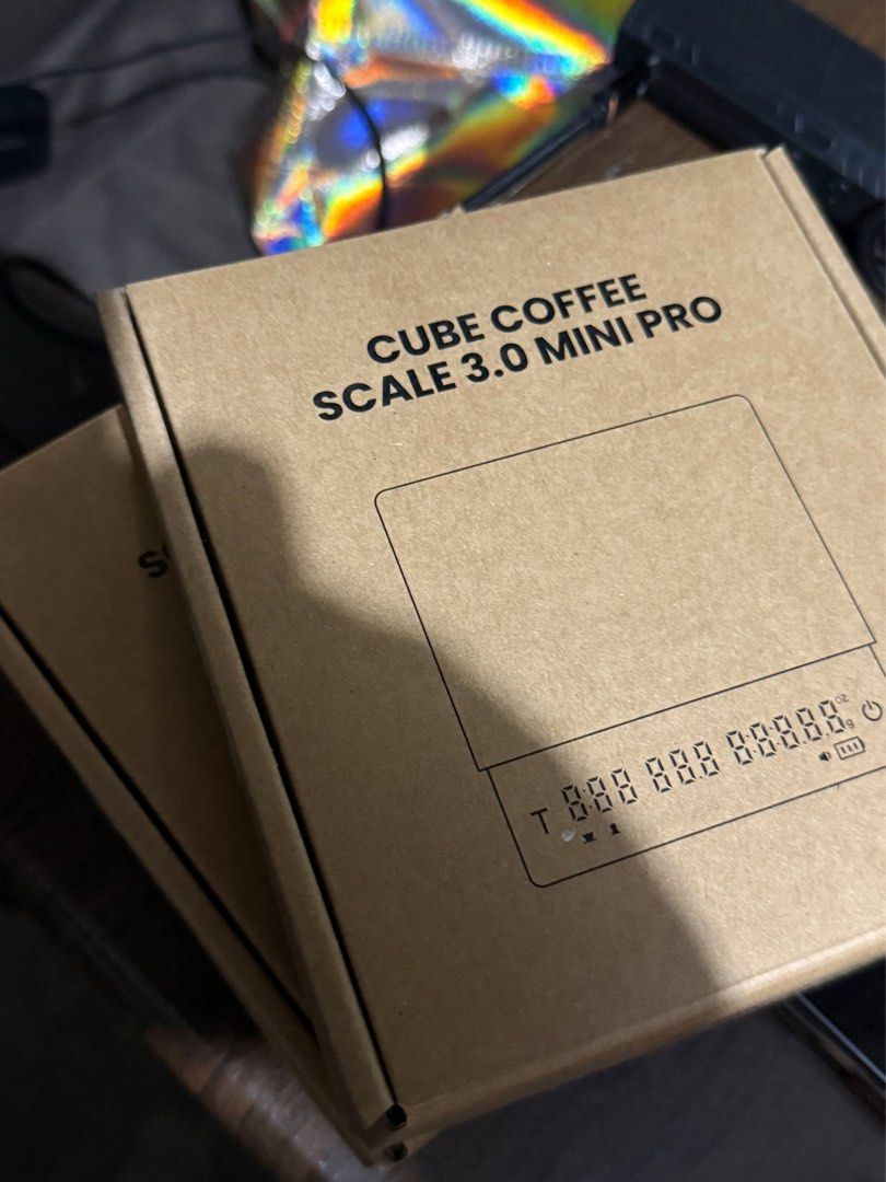MHW-3BOMBER Cube Coffee Scale 3.0 Mini Pro ☕️ Scale (Category: Coffee & Tea Tableware) located in Mandaluyong City. Submitted by fierceshark.44ce3c (Listing ID 1470955424, Image 3). Description: Compact, ultra-fast, and precise—designed specifically to fit easily under any espresso machine drip tray while being fully capable for pour-overs! 💡 Key Features & Specs: • High Precision: 0.1g accuracy (Weighing range: 0.3g to 2000g) • Real-Time Flow R