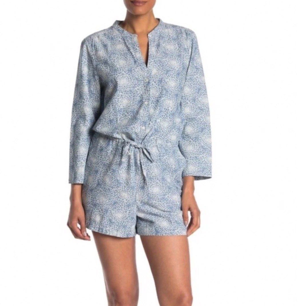 Michael Kors Blue Dainty Prints Romper (Category: Rompers) located in Quezon City. Submitted by ysabellashoppe (Listing ID 1471038751, Image 1). Description: New tag removed Michael Kors Blue Dainty Prints Romper. Size Medium . .