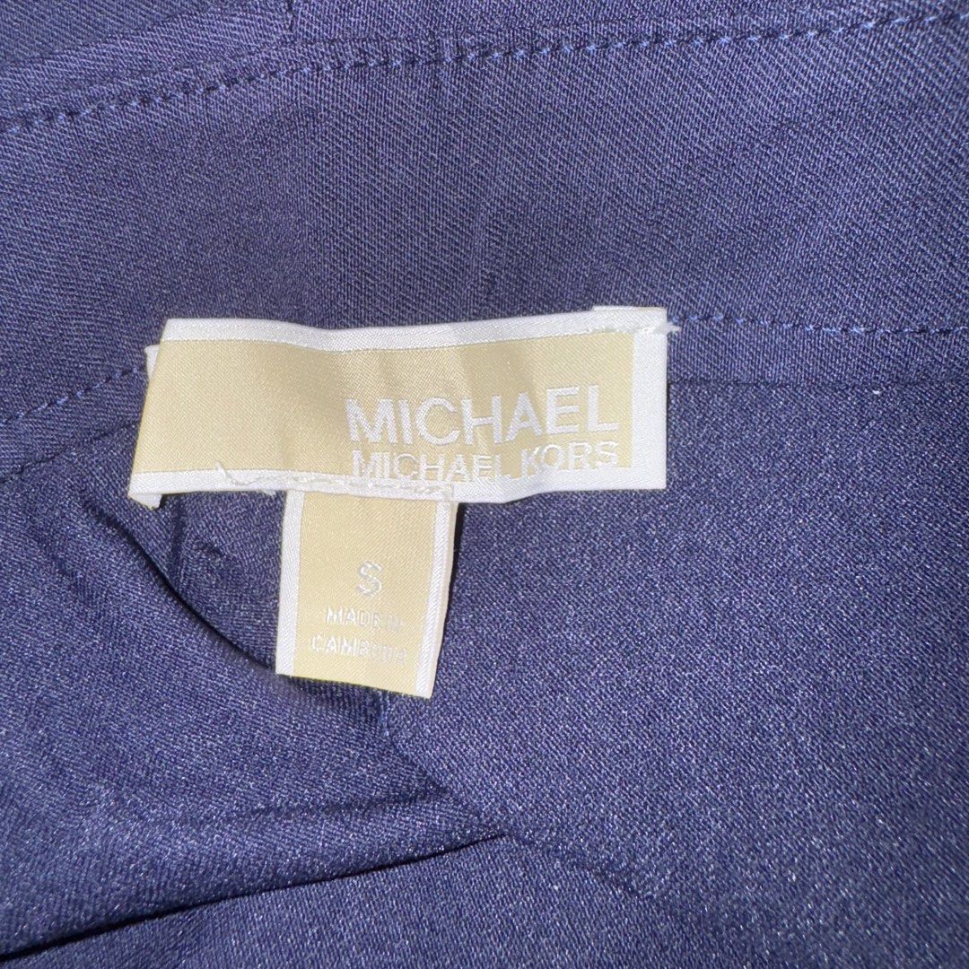 Michael Kors Navy Blue Leggings Pants (Category: Jeans) located in Taguig. Submitted by skinsupplyph (Listing ID 1471075656, Image 2). Description: Michael Kors Straight Leggings / Pants Navy Blue Simple elastic waistband for easy wear Authentic from the US Brand New without Tags Size Small Mode of Payment: BPI, BDO, Metrobank, GCash Shipping will be shouldered by the buyer.