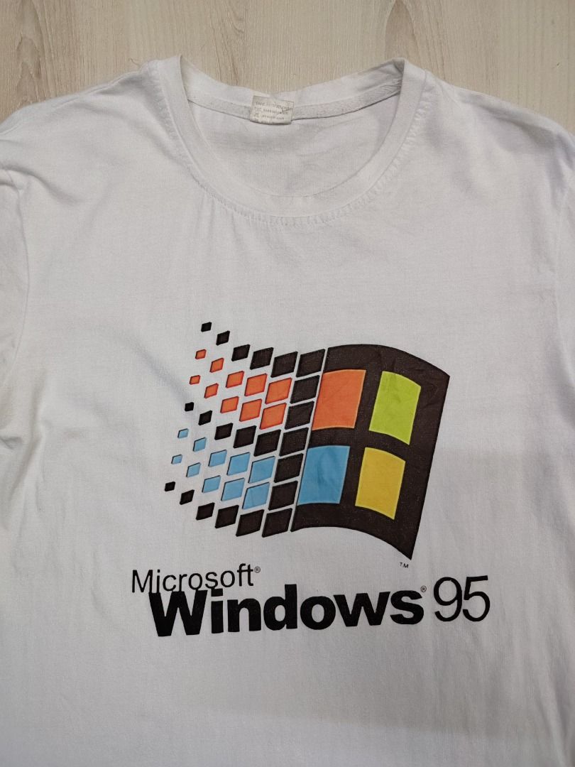 Microsoft Windows 95 White Tee #EK Used, Men's Fashion, Tops & Sets ...