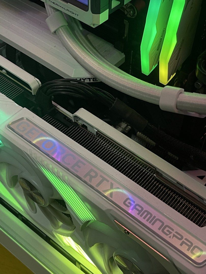 Mid to highend white am5 build (Category: Desktops) located in Manila. Submitted by noblepenguin_112665 (Listing ID 1470935206, Image 1). Description: Asking price is 110k NEGOTIABLE Location: Laguna or Cavite Delivery or pickup✅ Processor : Ryzen 7 7700X MoBo: B650 Eagle AX GPU: Palit GamingPro RTX 4070 TI Ram: TForce 32gb RAM 6000mhz Storage: 1tb WD Nvme Gen4 Cpu Cooler: AIO Thermalright Frozen Warframe PSU: Gigabyte 850w + 80 Gold Case: Hyte Y