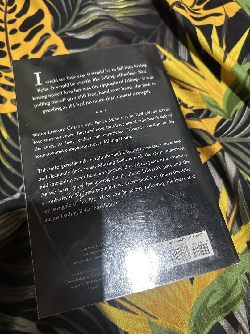 Midnight Sun by Stephenie Meyer (Category: Storybooks) located in Santa Rosa. Submitted by ciacloset (Listing ID 1471075389, Image 2). Description: authentic bought from fullybooked paperback well taken care of loc: laguna, ph.