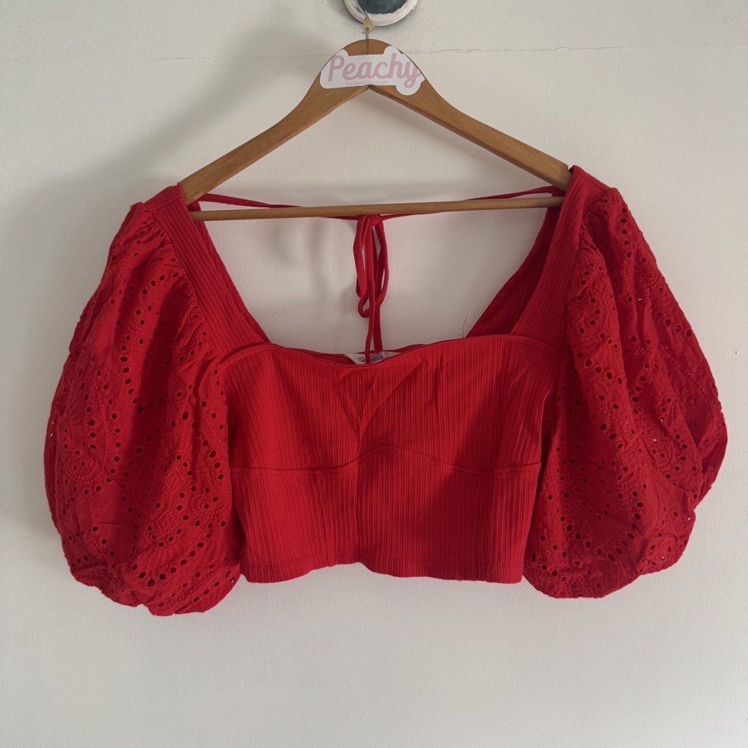 Miss selfridge puffsleeves corset top (Category: Others Tops) located in Manila. Submitted by apparella.ph (Listing ID 1470934112, Image 1). Description: Hard to let go One of my fave. Super puff and pacorset tyle Bust:34-44( super stretch fabric) Waist:30-44( super stretch) Length from shoulder:15 42-36(super garterized).