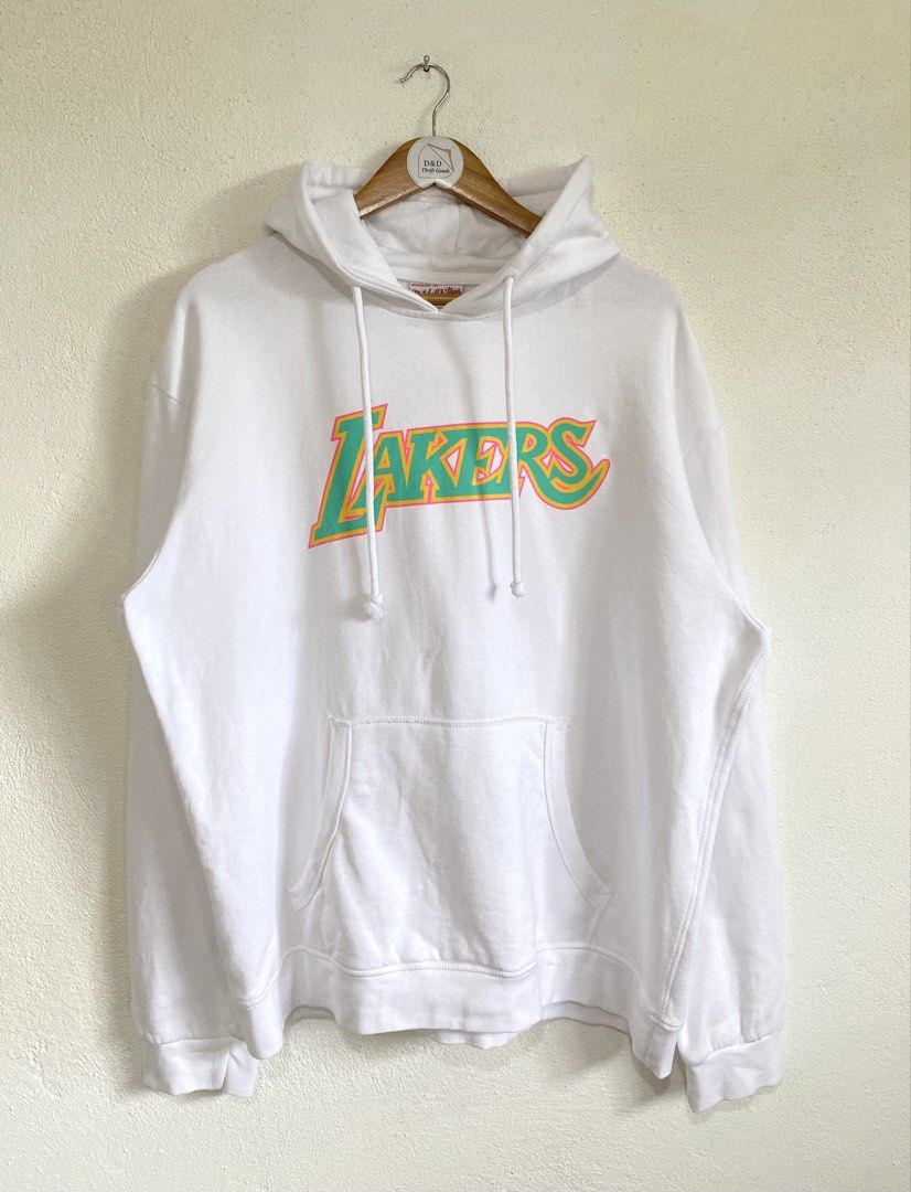 Mitchell & Ness Lakers Pull Over Hoodie (Category: Coats, Jackets and Outerwear) located in Goa. Submitted by dandd_thrift_goods (Listing ID 1470963139, Image 1). Description: ▪️ SIZE ON TAG: ▪️DIMES: Length 29.5| Width 26 ▪️COLOR RATE: 10/10 ▪️CONDITION: 10/10 ▪️ISSUE: Need Rewash.