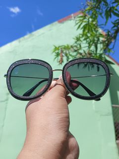 (Category: ) located in . Submitted by amara_apparel (Listing ID 1471112307, Image 1). Description: .