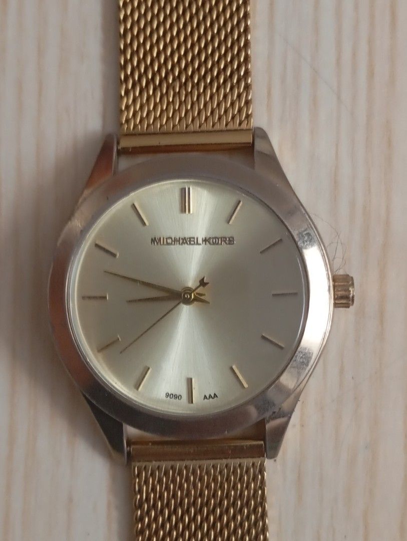 MK aaa (Category: Women's Watches) located in Las Pinas. Submitted by quick_deals_great_finds2 (Listing ID 1470935679, Image 1). Description: Quartz with battery 35mm medium adjustable wrist size.