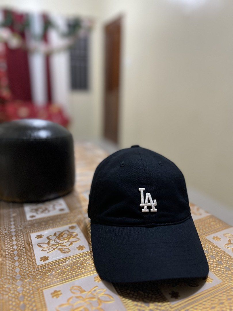 MLB Dadhat (Category: Caps & Hats) located in Roxas City. Submitted by anamaria12997 (Listing ID 1471082018, Image 1). Description: .