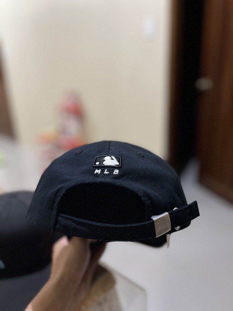 MLB Dadhat (Category: Caps & Hats) located in Roxas City. Submitted by anamaria12997 (Listing ID 1471082018, Image 2). Description: .