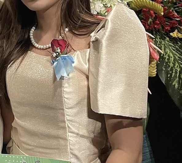 Modern Filipiniana Top (Category: Traditional & Ethnic wear) located in Quezon City. Submitted by leilaloopsy (Listing ID 1470981977, Image 1). Description: - Fits XS-S - DM for more photos ☺️ - Color: Champagne gold with a shimmery finish - Design: Traditional formal Filipiniana dress with structured butterfly sleeves and a square neckline - Fit: Fitted bodice with accent seams running down the front - Ideal for: Formal occasions, Buwan ng Wika,