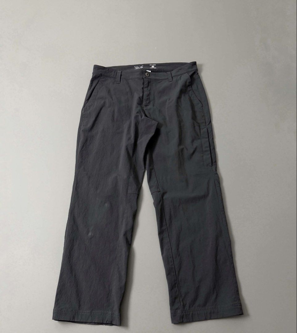 MOUNTAIN HARDWARE TREKKING PANTS (Category: Jeans) located in Guagua. Submitted by sweetboyy (Listing ID 1471074174, Image 1). Description: MOUNTAIN HARDWARE TREKKING PANTS GOOD CONDITION/ ISSUE 2 WHITE MARKS SIZE 34 ON TAG DIMES: WAISTLINE 34-36 / LENGTH 39 / LEG OPENING 8.5.