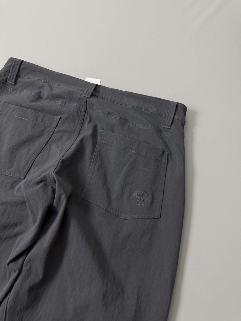 MOUNTAIN HARDWARE TREKKING PANTS (Category: Jeans) located in Guagua. Submitted by sweetboyy (Listing ID 1471074174, Image 3). Description: MOUNTAIN HARDWARE TREKKING PANTS GOOD CONDITION/ ISSUE 2 WHITE MARKS SIZE 34 ON TAG DIMES: WAISTLINE 34-36 / LENGTH 39 / LEG OPENING 8.5.