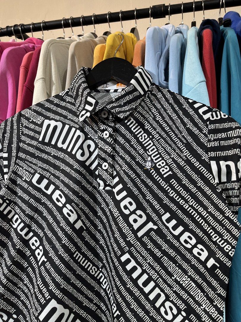 Munsingwear all-over logo-print (Category: Others Tops) located in Lucban. Submitted by rep.rznt (Listing ID 1470970111, Image 2). Description: Dimes: 17.5 width, 24 length.