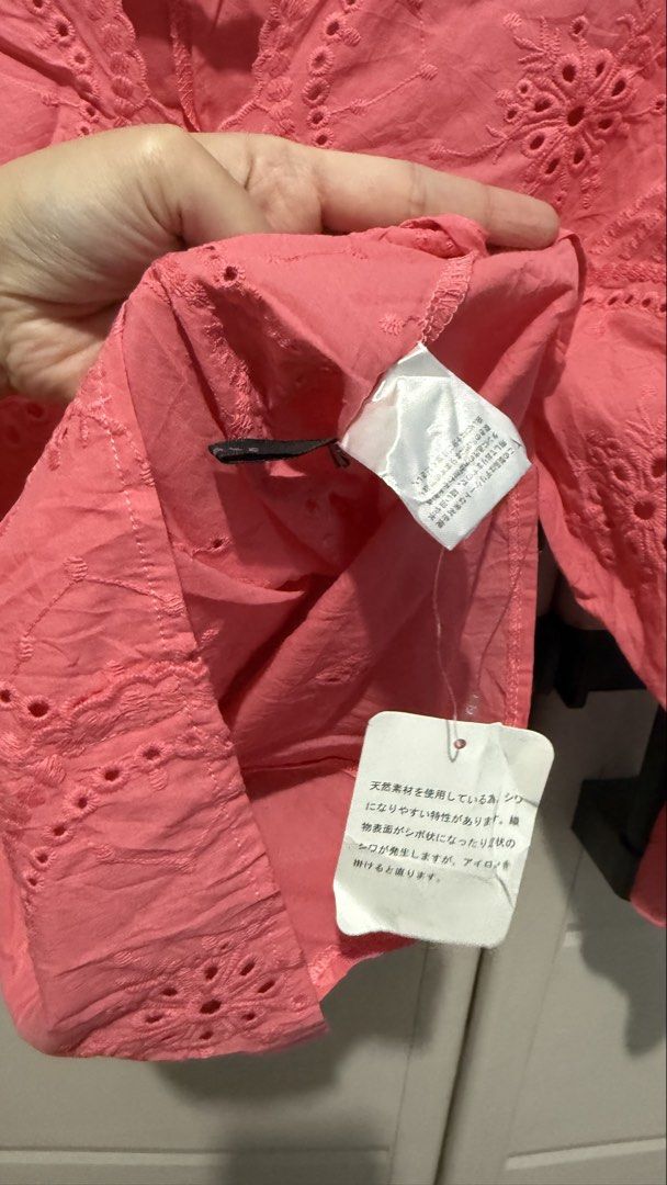 Muted Fuschia Eyelet Top (Category: Blouses) located in Quezon City. Submitted by dinesaur (Listing ID 1471078414, Image 3). Description: .